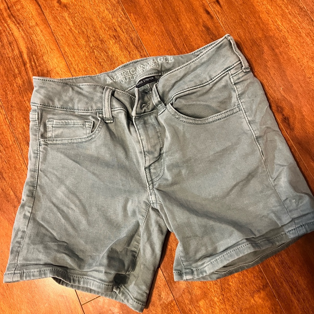 AE midrise shorts